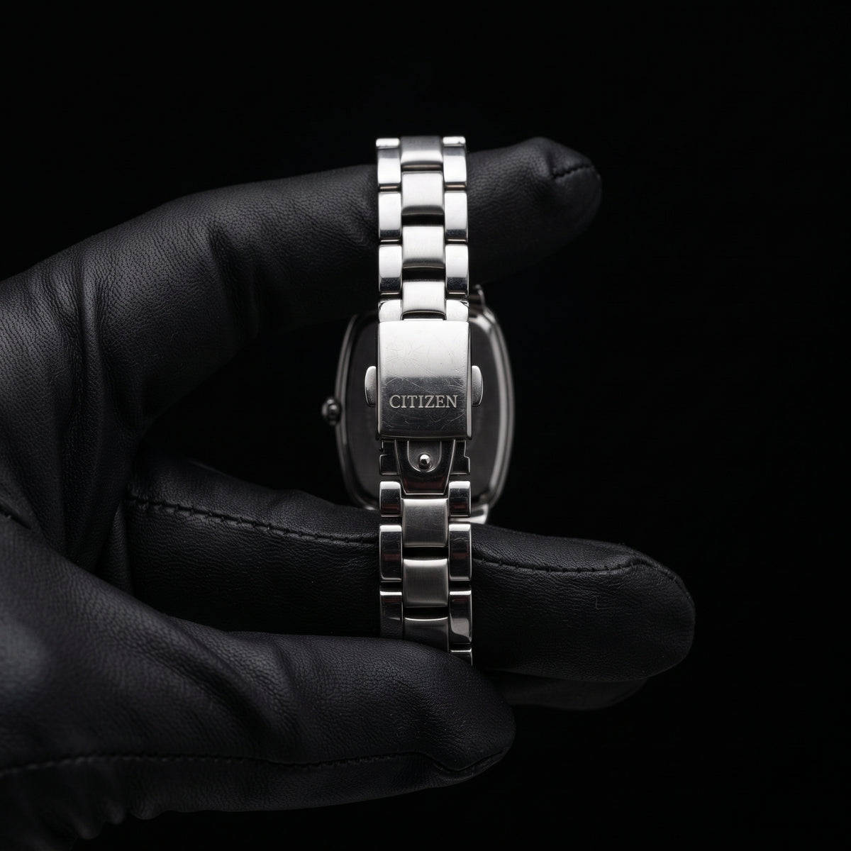 Citizen Eco-Drive Tonneau Çelik Gümüş Kadın Kol Saati | E031-S079038